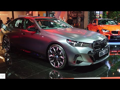2024 BMW i5 M60 xDrive G60 / In-Depth Walkaround Exterior & Interior