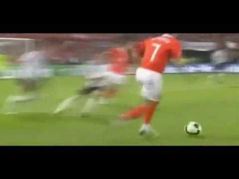 Striker Robin van Persie is better than ever Headquarters