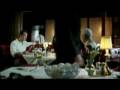 Protegidos por su enemigo | Trailer en Castellano