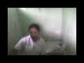 Vianey encerrada en el ba�o