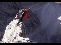 BASE Jump dalle Torri del Vaiolet-Dolomiti BASE Jump dalle Torri del Vaiolet-Dolomiti