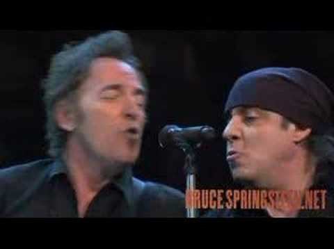 Bruce Springsteen - Radio Nowhere ...