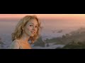 Merry Christmas!! This is a video I made last year, December 2008. It's a short, endearing video of King Kong and Ann to 
