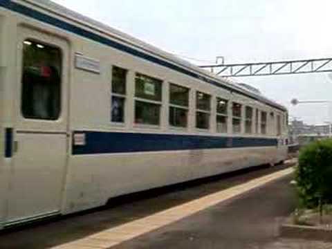 キハ４０系：キハ４７系 （２両）（0768D） 【香椎駅】
