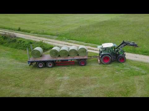 Heuballen pressen und laden mit Fendt! Gefilmt mit DJI Mavic Pro.