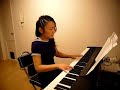 ピアノ弾き語りです