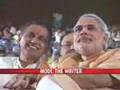 videos de Modi turns author to woo RSS