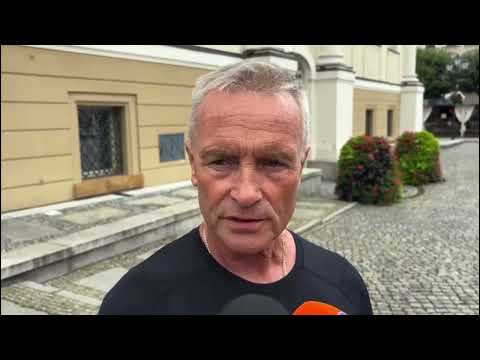 Konferencja Ruchu Narodowego i... :: reporter: Filip WybieralskiLink do artykułu: https://elka.pl/content/view/125709/80/