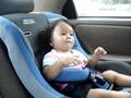 Adriana Linette en en el carro