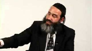 תמונת טו בשבט – הרב יצחק פנגר
