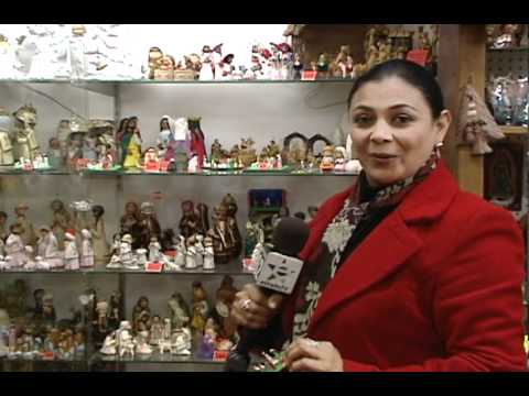 Nacimientos de Navidad. - Roxana Mercado está de compras. Dice que es el tiempo perfecto para comprar todas las figuras que forman parte del nacimiento del niño Dios, y espera que est...