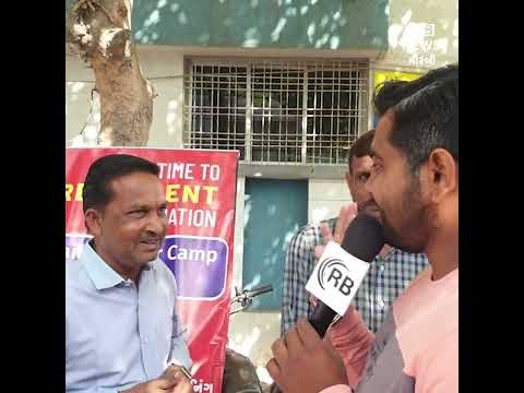 પરીક્ષા પુરી થતા વાલીઓ સાથે વાતચીત.