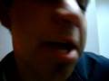 videos de El señor come grillos