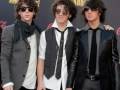 Jonas Brothers Love Story - Chapter 32