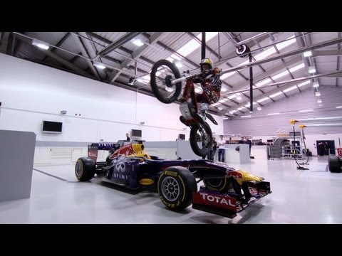 racing - 12-times World Trials Champion and UK Red Bull athlete Dougie Lampkin (@dougielampkin) came to play at the Red Bull Racing Factory. As well as driving throug...