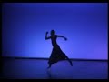 companhia de dan�a de aveiro
http://ciadanca.aveiro-digital.net

excerto do bailado �estado l�quido� de 2007.
coreografia de lara pereira.

a �gua que fecunda, consola e purifica, � onde a ria e sua luz nos liga a seu movimento constante, incontrol�vel, mas orientado e transmite-nos sentimentos nesse tal estado l�quido.
