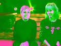 Reba & Kelly - Behind The Scenes on 2W2V