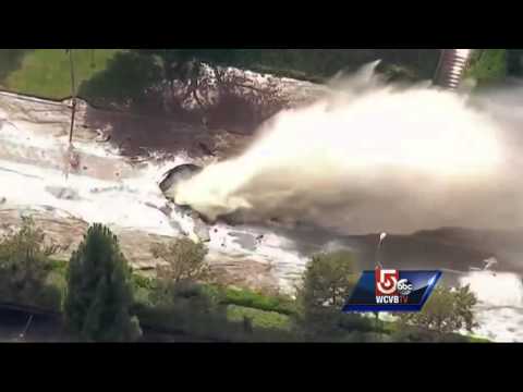 Major water main break floods streets near UCLA