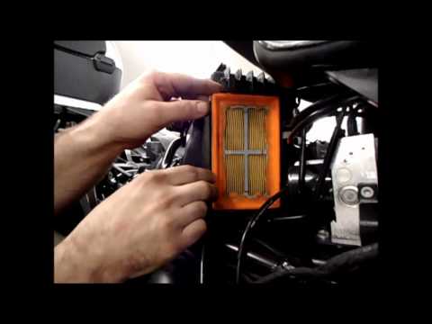 MAX BMW Garage R1200RT Air Filter Replacement