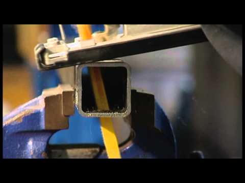 how to fit jigsaw blade