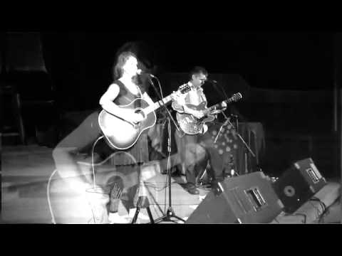 jguth3 - LIVE @ The Guthrie Center, August 7, 2011. Annie wrote this beautiful song from the depth of her heart!