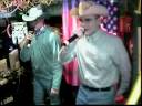 Matt & Teddy singen Ain´t going down im Karaoke Fun Pub Stuttgart