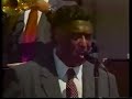 bobby capo canta piel canela de su propia inspiraci�n y ha sido el hit numero uno de bobby rodr�guez capo, con el respaldo de la sonora matancera
la sonora matancera se conoci� como el decano de los conjuntos criollos de cuba. la sonora matancera, fue fundada en la ciudad de matanzas (cuba), en el 1924.  desde esa fecha hasta su punto final, este grupo recorri� el mundo llevando lo mejor de la m�sica de cubana  y de otras regiones a el resto del mundo.  por sus filas han pasado los mejores m�sicos y vocalistas de latinoam�rica.