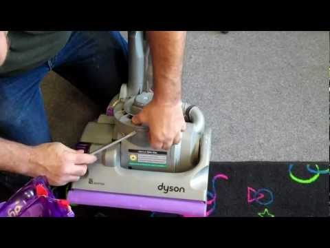 how to unclog dyson vacuum