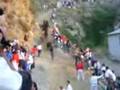 Kaida de un mozo a la poza en el encierrillo del pilón 08