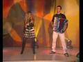 videos de MOGLIE E VOGLIE MILLY E UNA NOTTE A UNA SERA CON NUI CONDUCONO GIANNI MENEGHELLO E CARLOTTA
