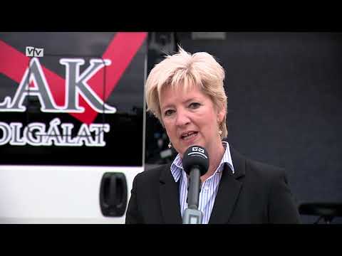 Házhoz ment az egészségügyi dolgozókhoz ma a kormányhivatal