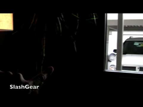 Apple 24 inch LED Cinema Display unboxing and hands on review YouTube Preview Image