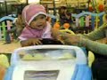 Click here to watch this video Wanita Berjilbab Loncat-loncat diatas Mobil
