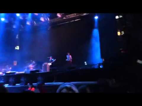 Die Vraagstuk – Die Heuwels Fantasties ft. Jack Parow (Cape