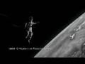 Johnnie Walker - Striding Man completa 100 anos