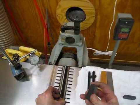 how to adjust jointer knives