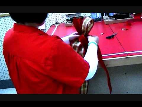 how to put ribbon on a christmas tree vertically