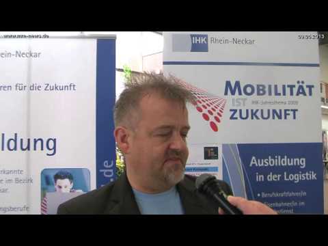 Mannheim - IHK - Tag der Technik im John Deere Forum 2013