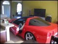 videos de Mike's Vette In The House.mpg