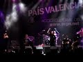 Betagarri + Xavi Sarri� - El poble parlar�