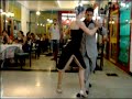 tango mientras comiamos