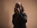 nia performs live