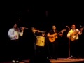 El p�jaro campana - juan pablo fern�ndez - el cantor y sus amigos jugando un poco :d