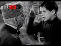 Charlie Chaplin - Un re a New York (scena esilarante!!)