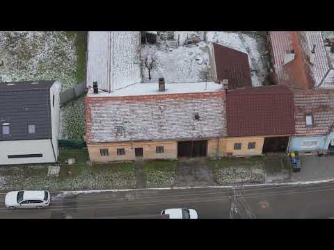 Video Široký pozemek 546 m² s domem – ideální k nové výstavbě, Drnholec