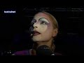 L'espectacle 'Quidam' del Cirque du Soleil, que en llatí significa transeünt o vianant anònim, està plantat a l'Avinguda Litoral de Barcelona fins el proper 19 doctubre. Quidam combina tot tipus dacrobàcies: la roda alemanya, banquine, cordes llises, diàbolos o contorsió aèria en seda.