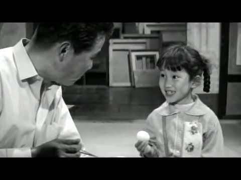 Guest - 사랑방 손님과 어머니 Mother and a Guest (1961) 할머니(한은진), 어머니(최은희), 식모(도금봉)가 모두 `과부'라서 `과부집'이라고 불리는 옥희(전영선)네 집에 외삼촌 친구 한 선생님(김진규)이...