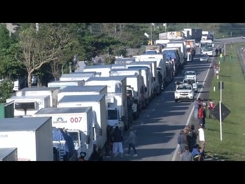 Gestiegene Dieselpreise: Brasilianische Trucker pausi ...