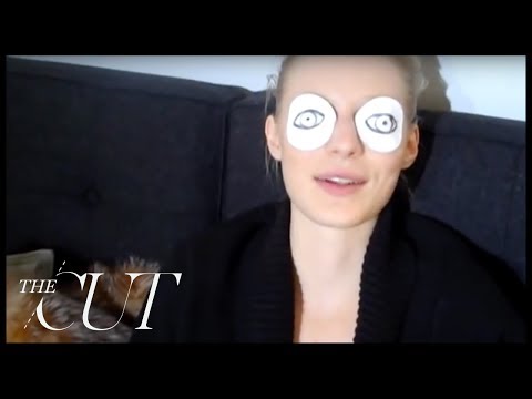 Julia Nobis - The Aussie model gives us a sneak peak about what models do at home, in their spare time, when not ripping out a full head of extensions.