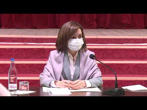 Президент Республики Молдова Майя Санду встретилась с примарами, предпринимателями и медиками района Стрэшень 